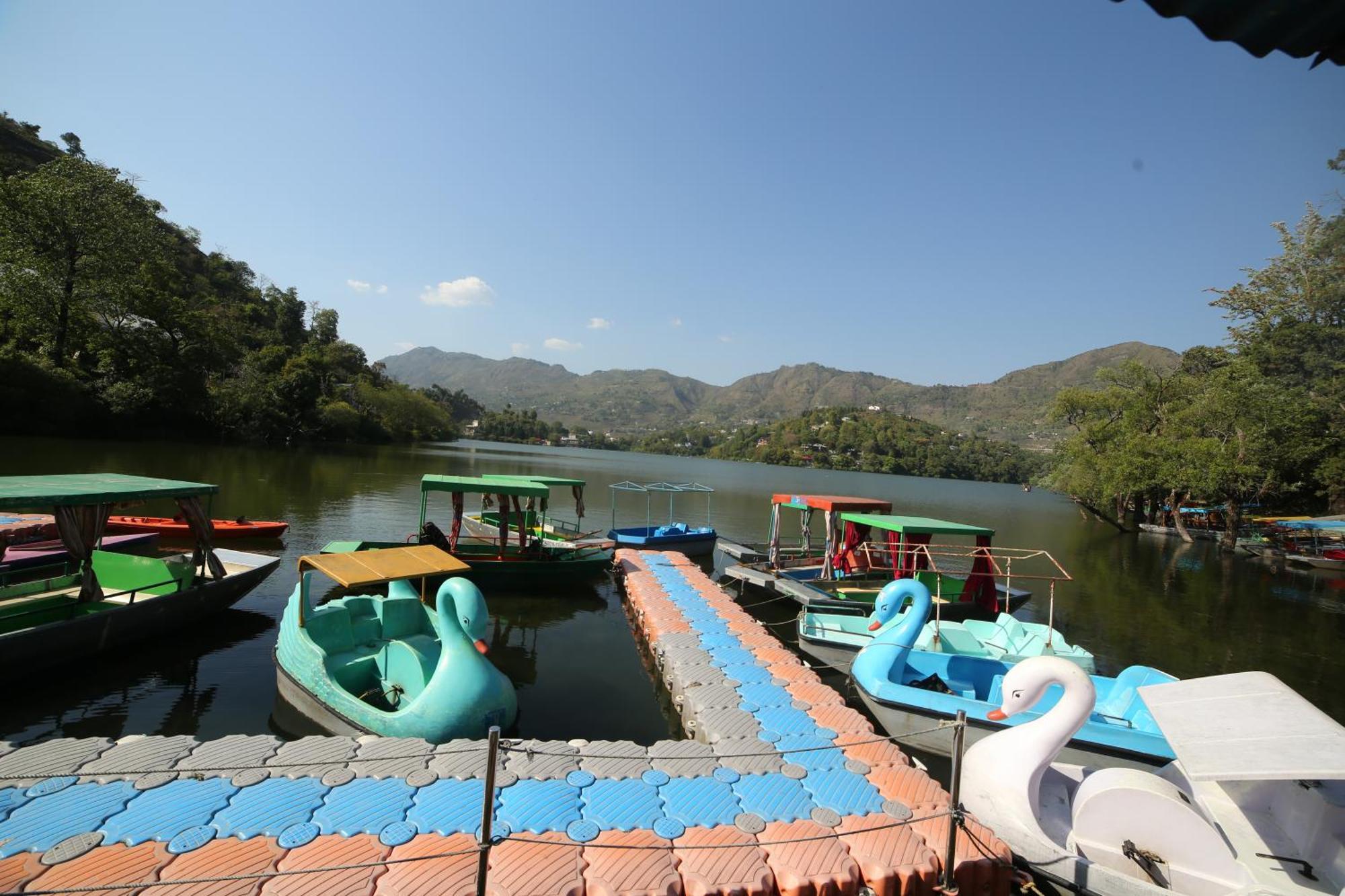 Royal Rosette Lake View Bhimtal Найнитал Экстерьер фото
